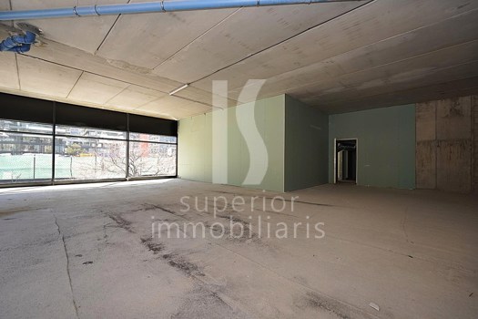 Local à location en Escaldes-Engordany