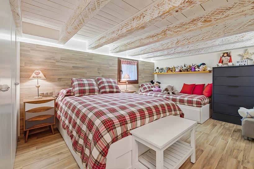 Casa en venta de 5 habitaciones en Prats (Canillo) con terraza