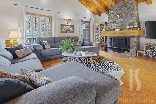 Rustic house for sale with 5 bedrooms in Prats (Canillo) with terrace