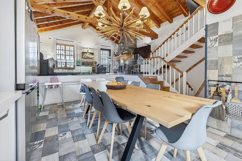 Rustic house for sale with 5 bedrooms in Prats (Canillo) with terrace