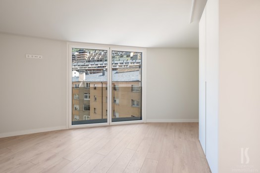 Ático en alquiler de 3 habitaciones en Escaldes-Engordany con terraza y parking