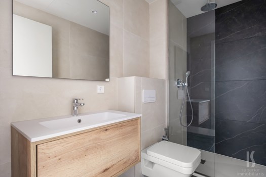 Ático en alquiler de 3 habitaciones en Escaldes-Engordany con terraza y parking