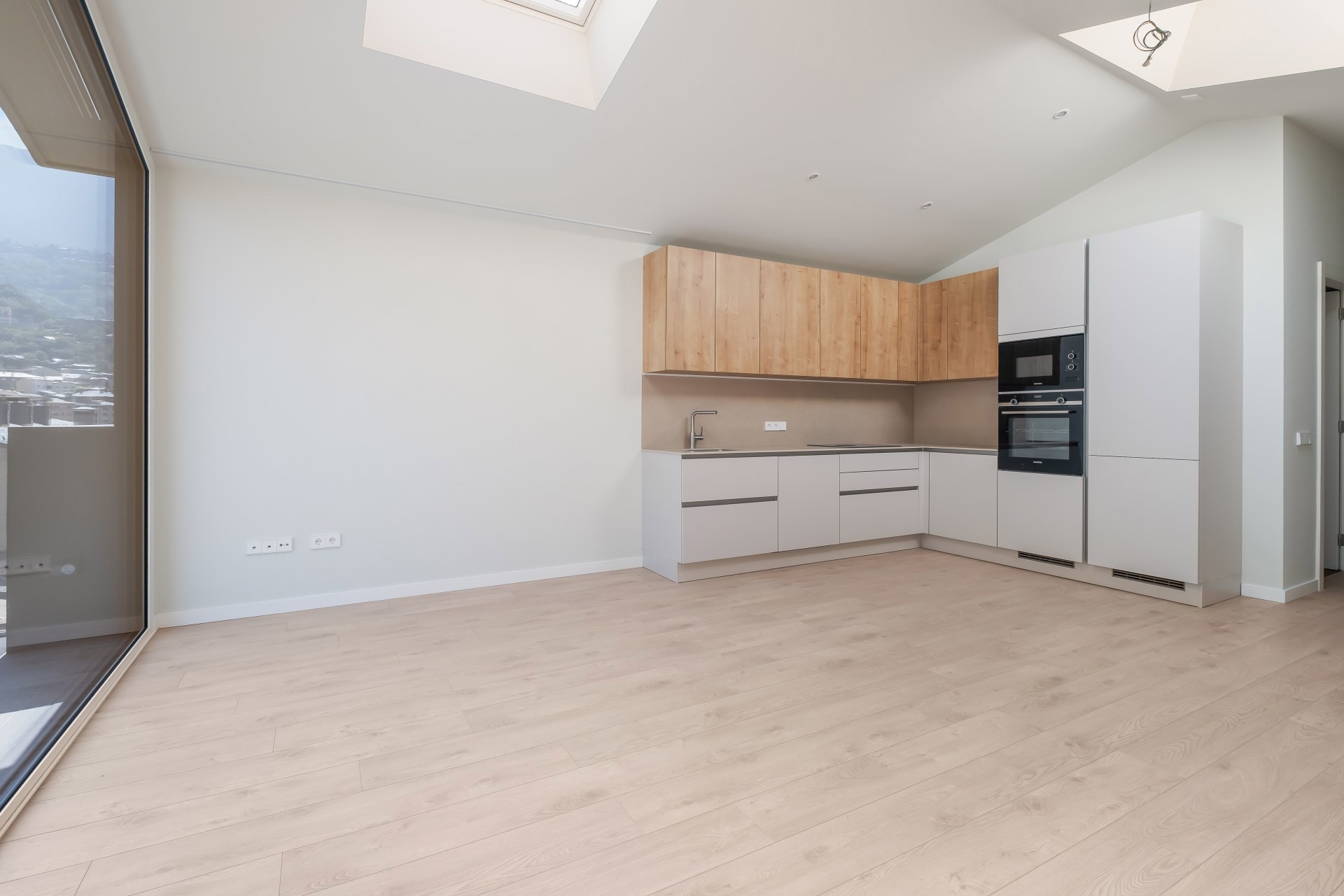 Ático de alquiler en Escaldes Engordany, 3 habitaciones, 90 metros