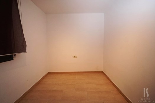 Piso en venta de 2 habitaciones en Encamp con parking