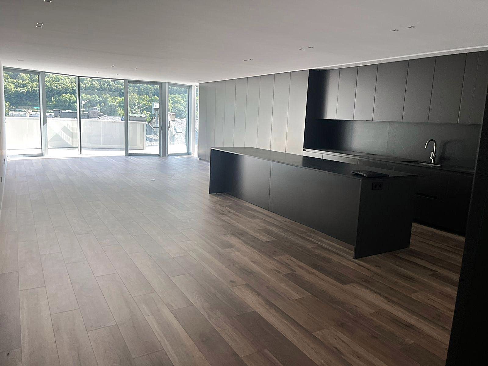 Apartment for rent with 3 bedrooms in Andorra la Vella with terrace and parking