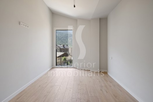 Appartement à location avec 2 chambres en Escaldes-Engordany avec terrasse et parking