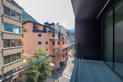 Appartement à location avec 2 chambres en Escaldes-Engordany avec parking