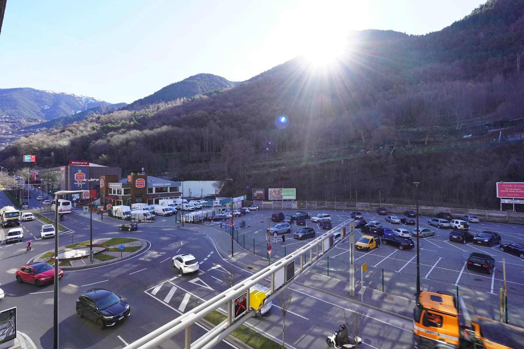 Apartament en lloguer de 3 habitacions a Andorra la Vella amb parking
