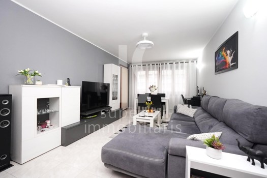 Piso en venta de 2 habitaciones en Encamp con terraza y parking