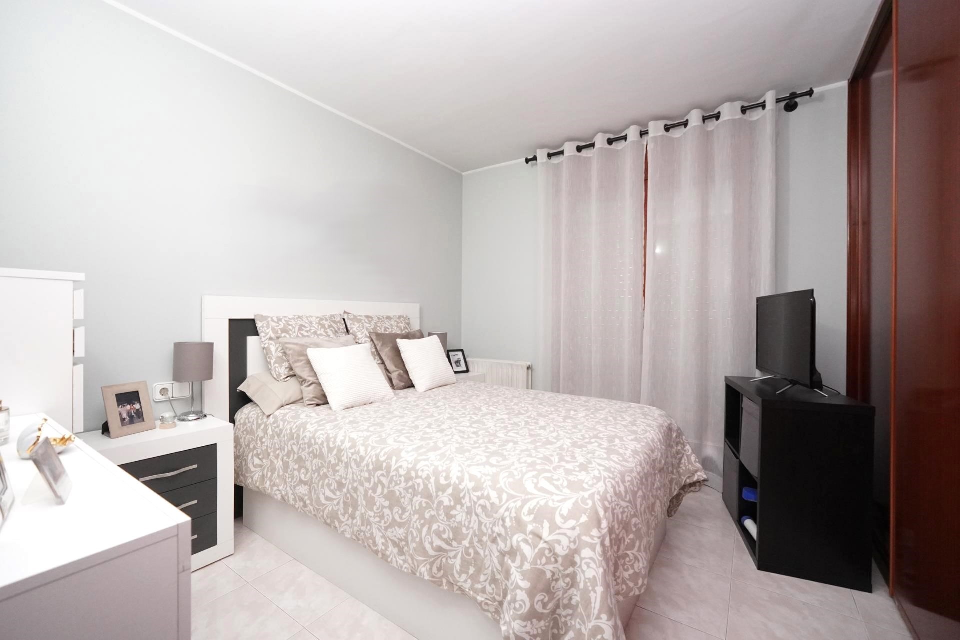 Apartament en venda de 2 habitacions a Encamp amb terrassa i parking