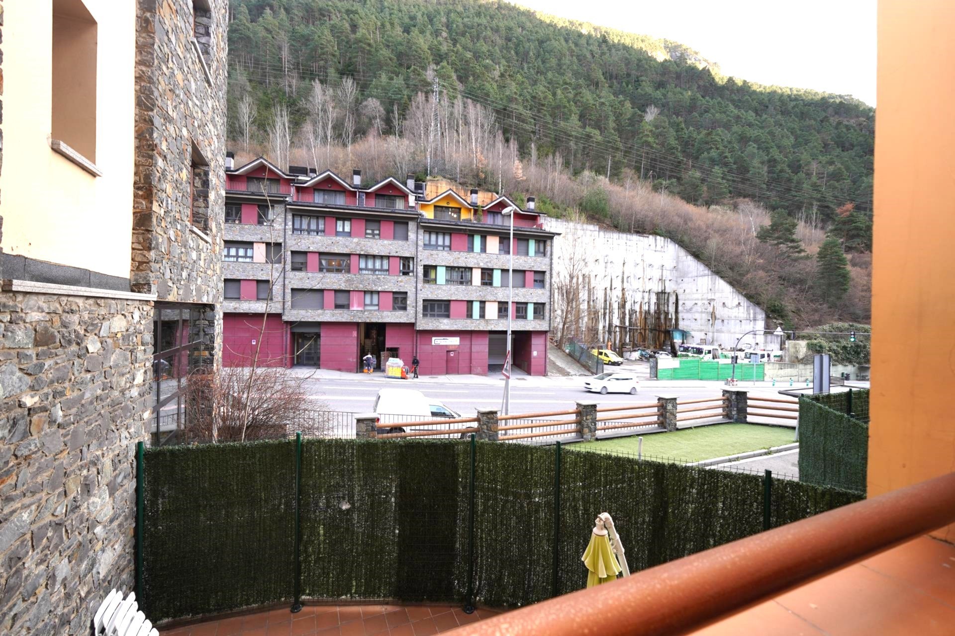 Apartament en venda de 2 habitacions a Encamp amb terrassa i parking