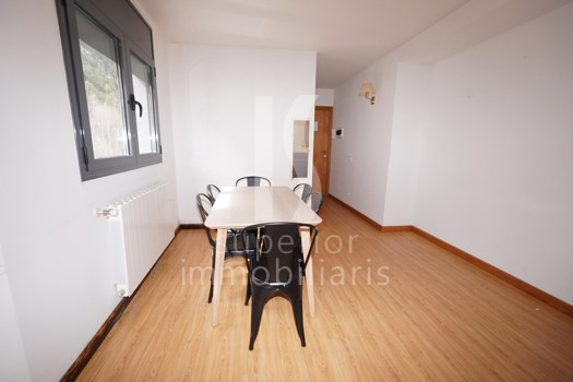 Piso en venta de 2 habitaciones en Canillo