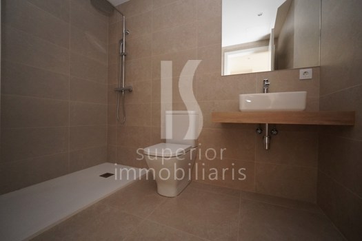 Apartment for sale with 3 bedrooms in Encamp with terrace and parking