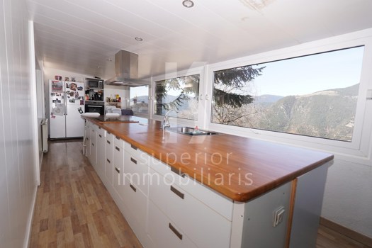 Xalet en venda de 4 habitacions a Juberri (Sant Julià de Lòria) amb terrassa i parking