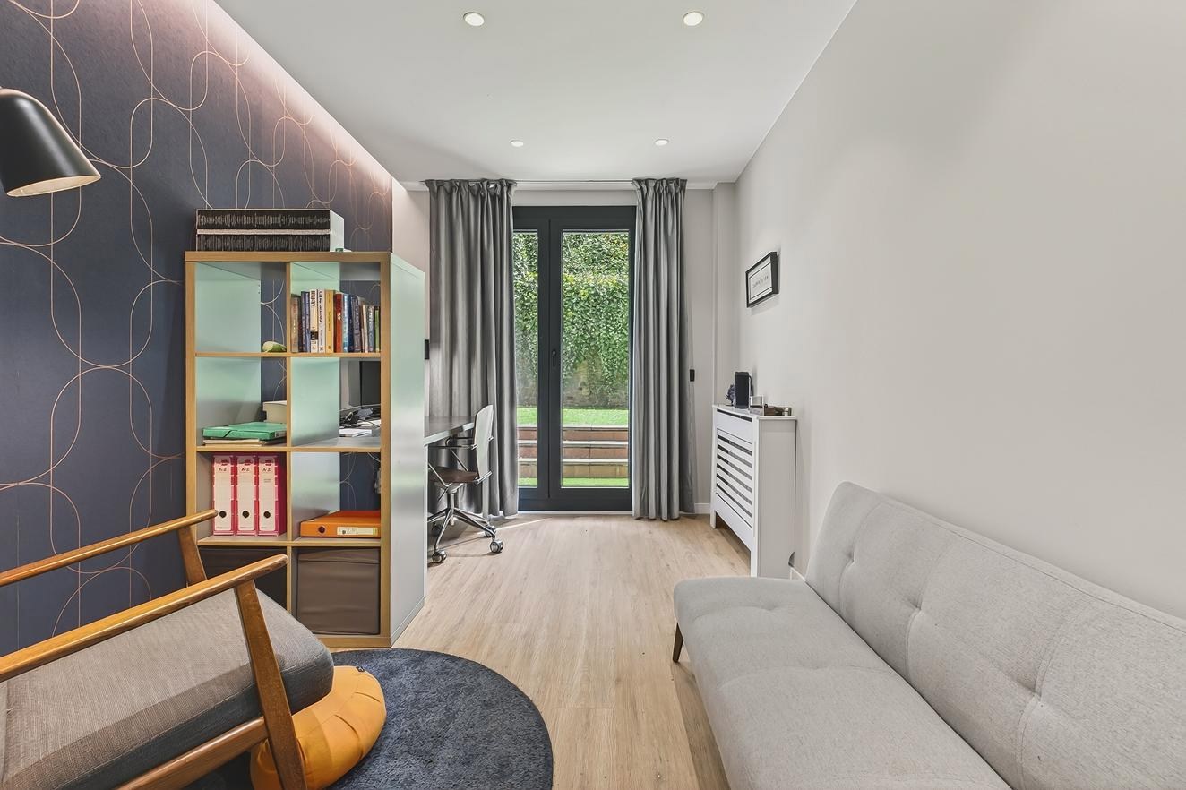 Apartament en venda de 3 habitacions a Ordino amb parking