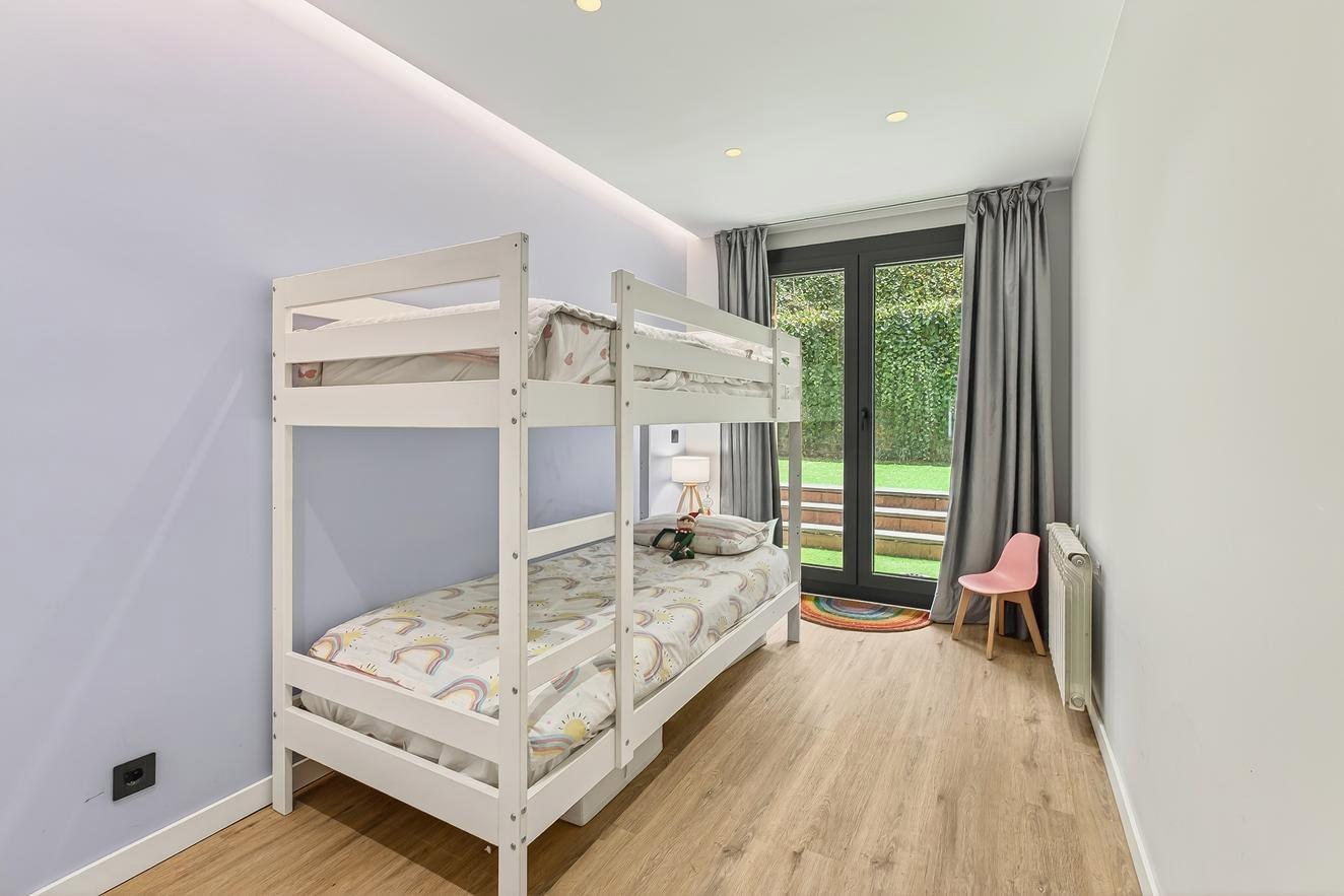 Apartament en venda de 3 habitacions a Ordino amb parking