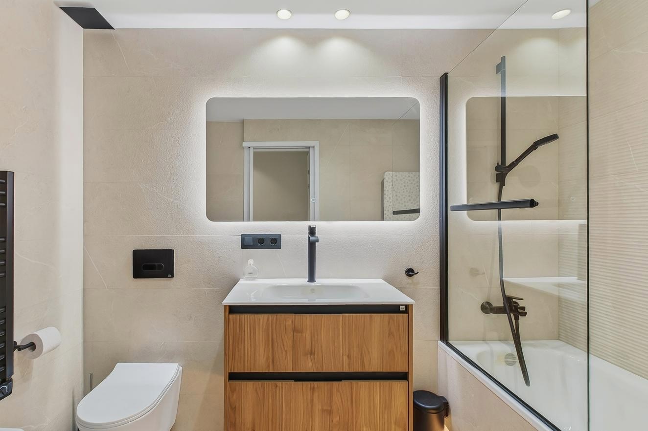 Apartament en venda de 3 habitacions a Ordino amb parking