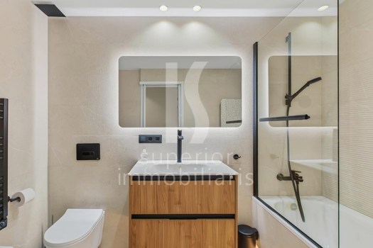 Appartement à vente avec 3 chambres en Ordino avec parking