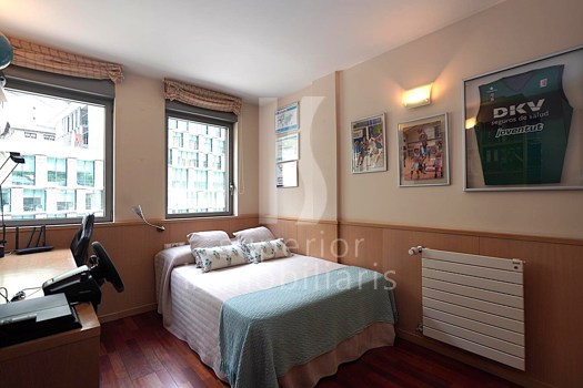 Piso en venta de 3 habitaciones en Andorra la Vella con terraza y parking