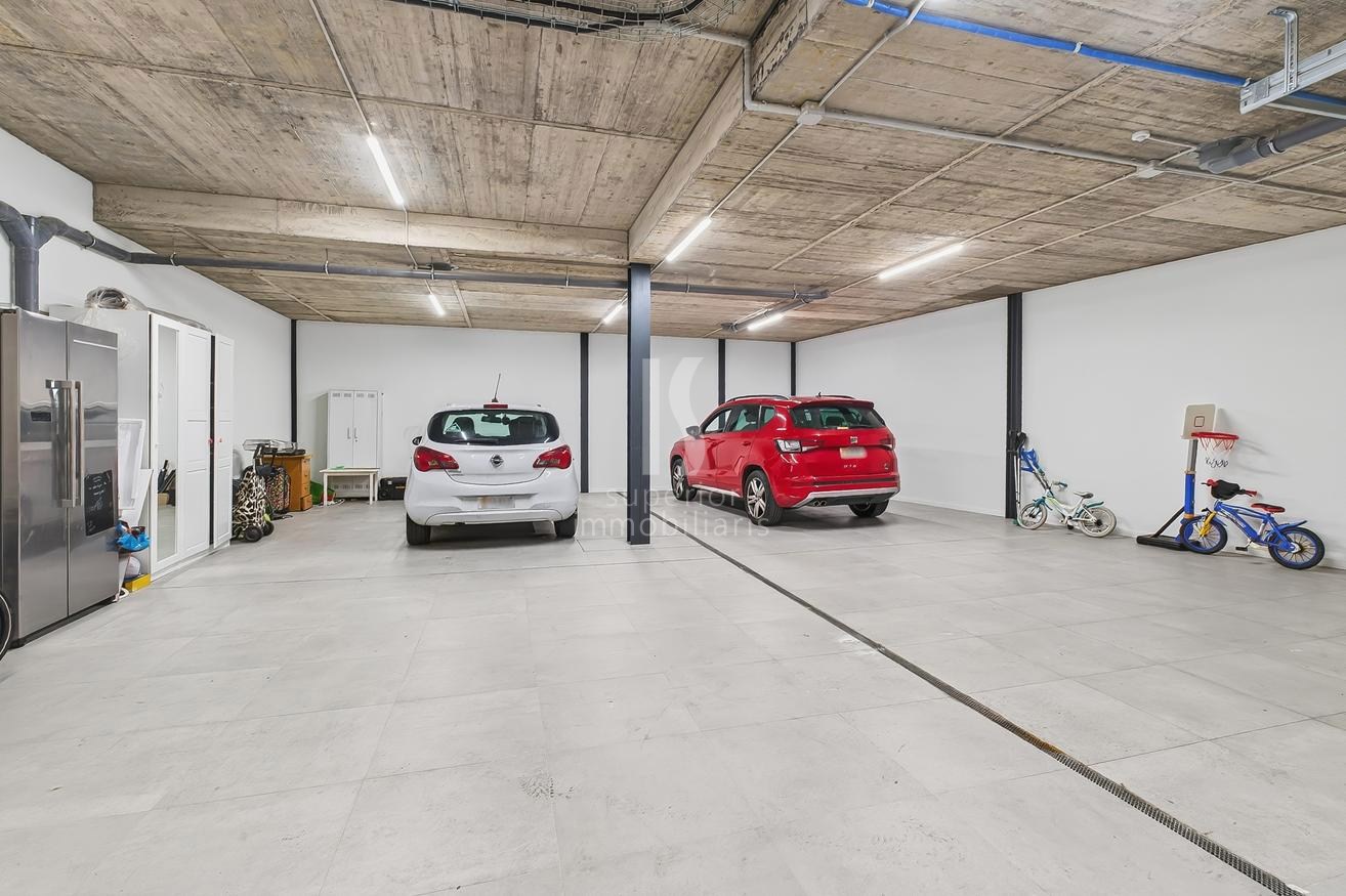 Casa en venta de 4 habitaciones en Anyós (La Massana) con terraza y parking