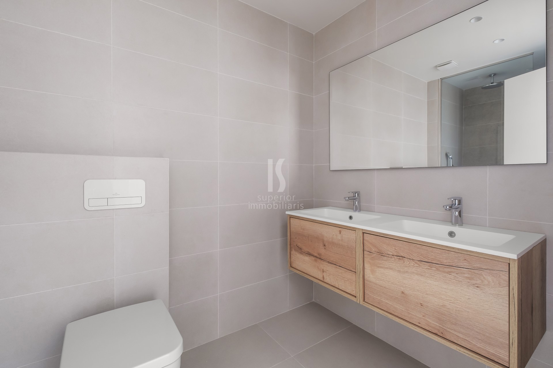 Apartament en venda de 2 habitacions a Escaldes-Engordany amb terrassa i parking