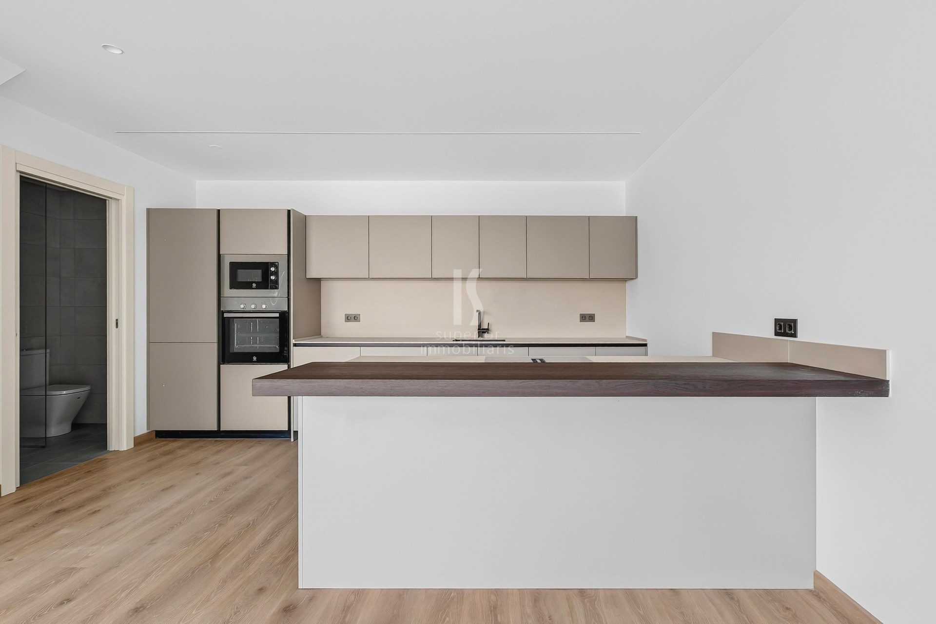 Chalet de alquiler en Andorra la Vella, 3 habitaciones, 184 metros