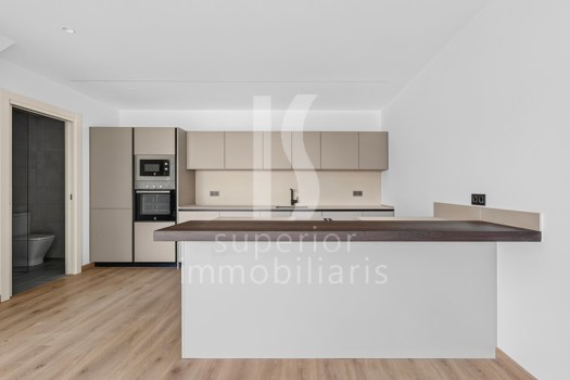 Casa en alquiler de 3 habitaciones en Andorra la Vella con terraza y parking
