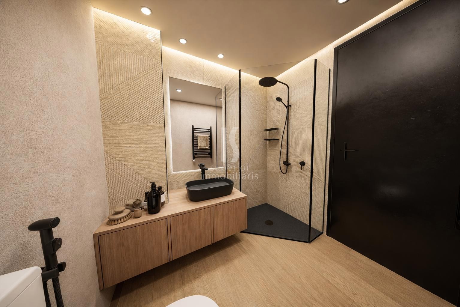 Duplex for sale with 4 bedrooms in La Massana with parking