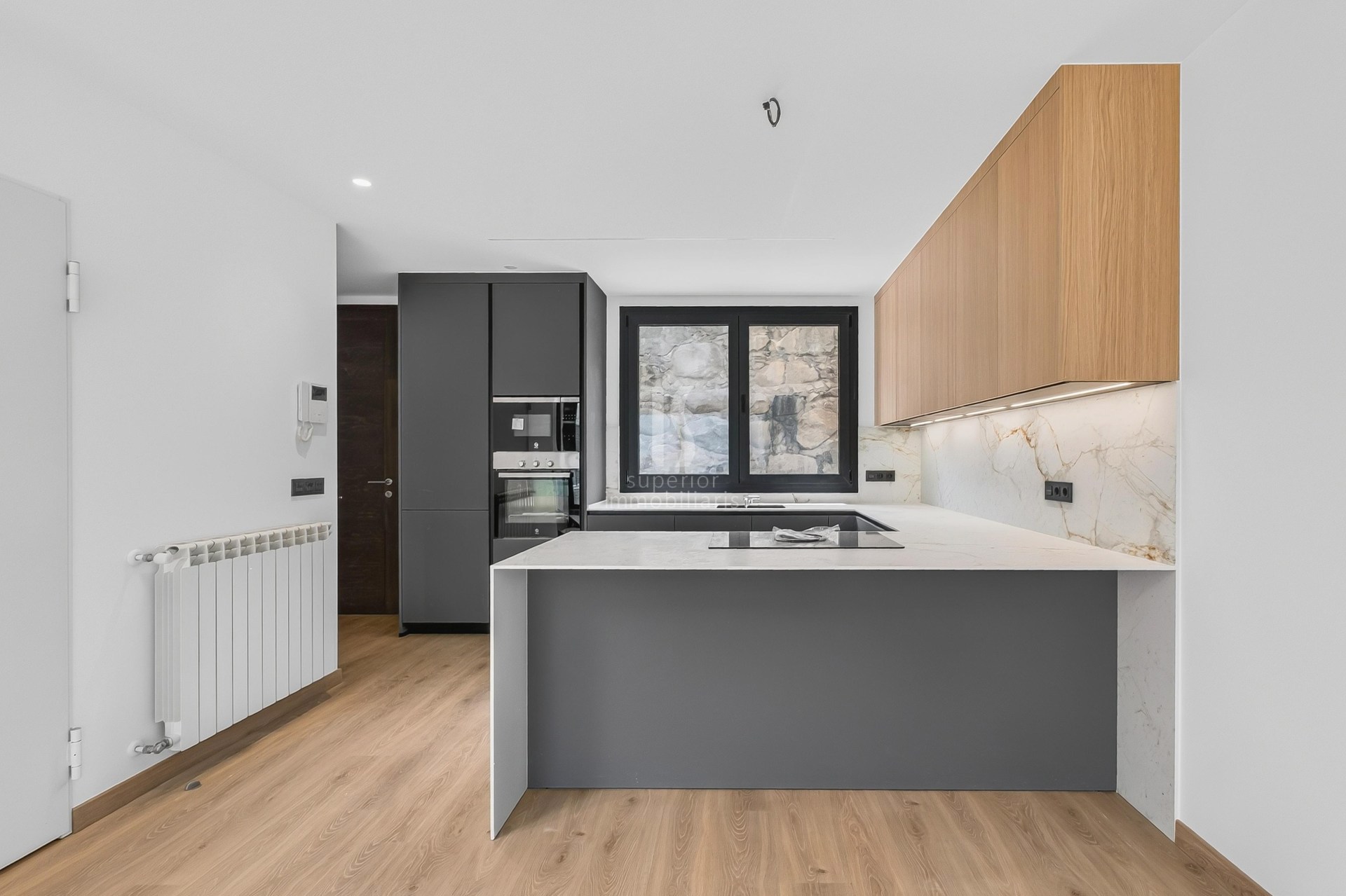 Chalet de alquiler en Andorra la Vella, 3 habitaciones, 188 metros
