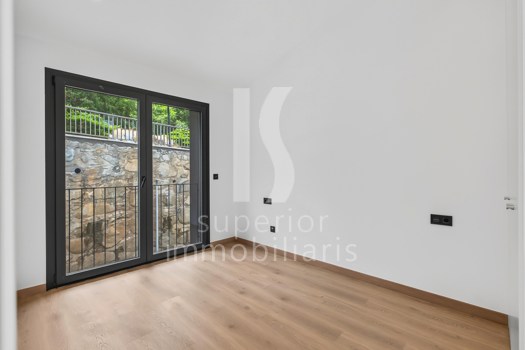 Casa en alquiler de 3 habitaciones en Andorra la Vella con terraza y parking