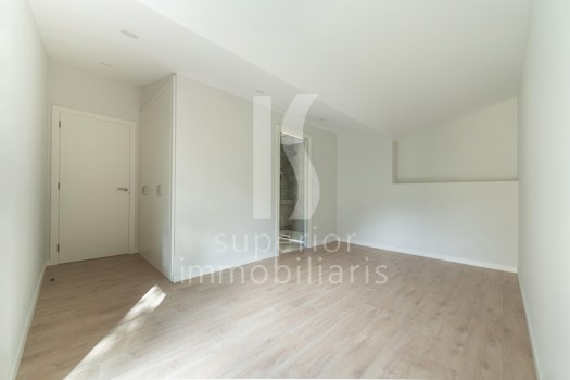 Àtic en venda de 3 habitacions a Aixirivall (Sant Julià de Lòria) amb terrassa i parking
