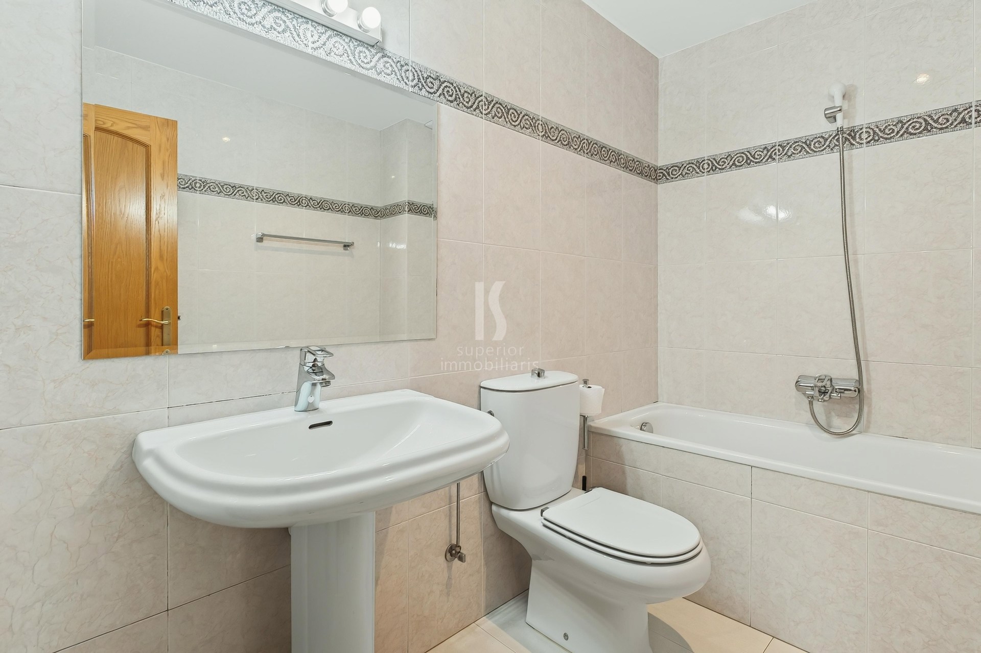 Maison à la vente avec 5 chambres en Escaldes-Engordany avec terrasse et parking