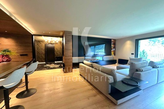 Piso en venta de 3 habitaciones en L'Aldosa de Canillo (Canillo) con parking