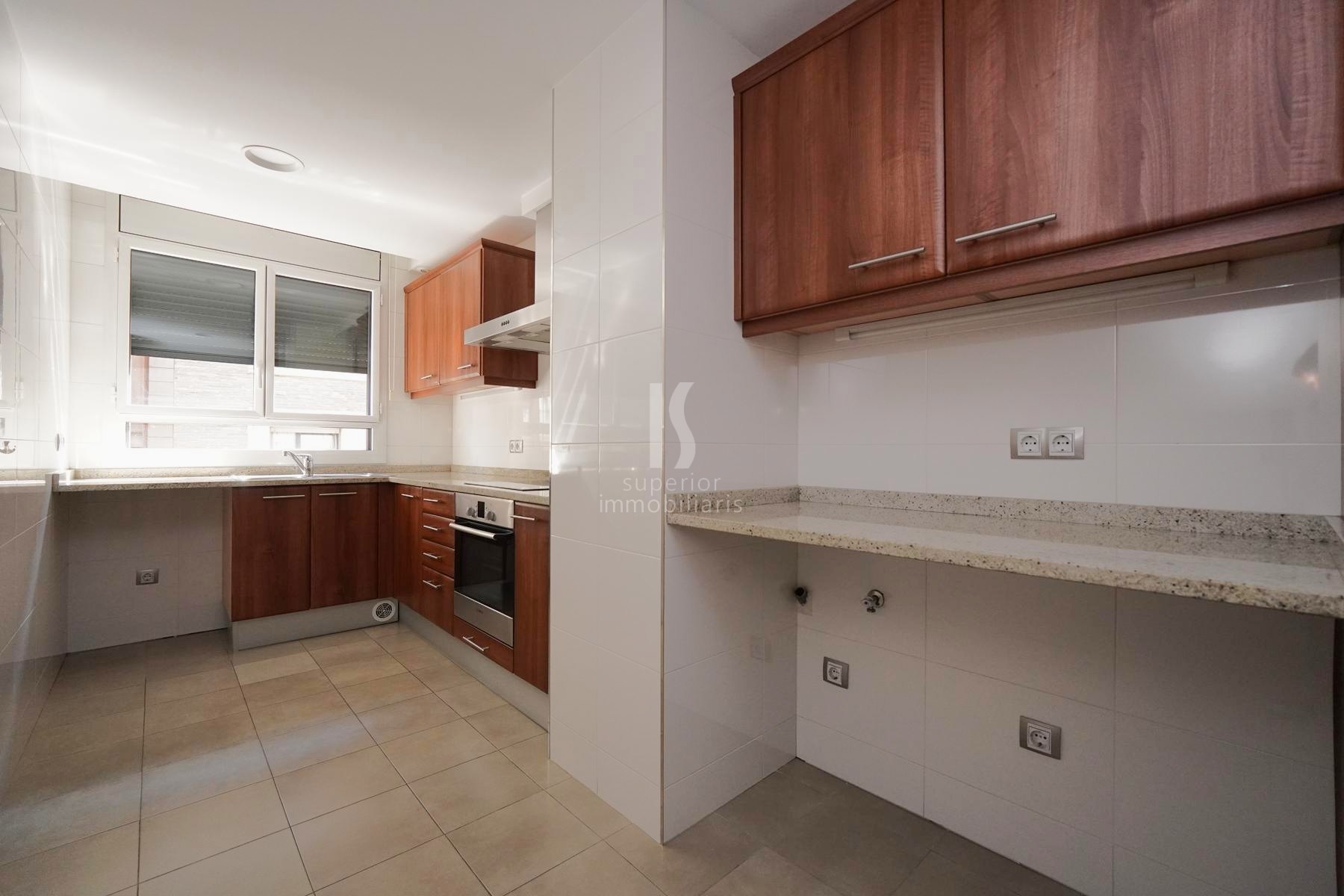 Piso en alquiler de 3 habitaciones en Andorra la Vella con parking