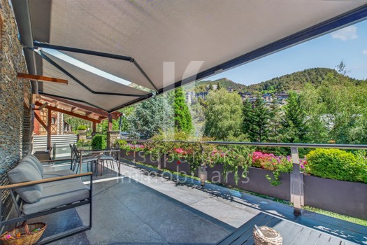 Casa en venta de 5 habitaciones en La Massana con terraza y parking