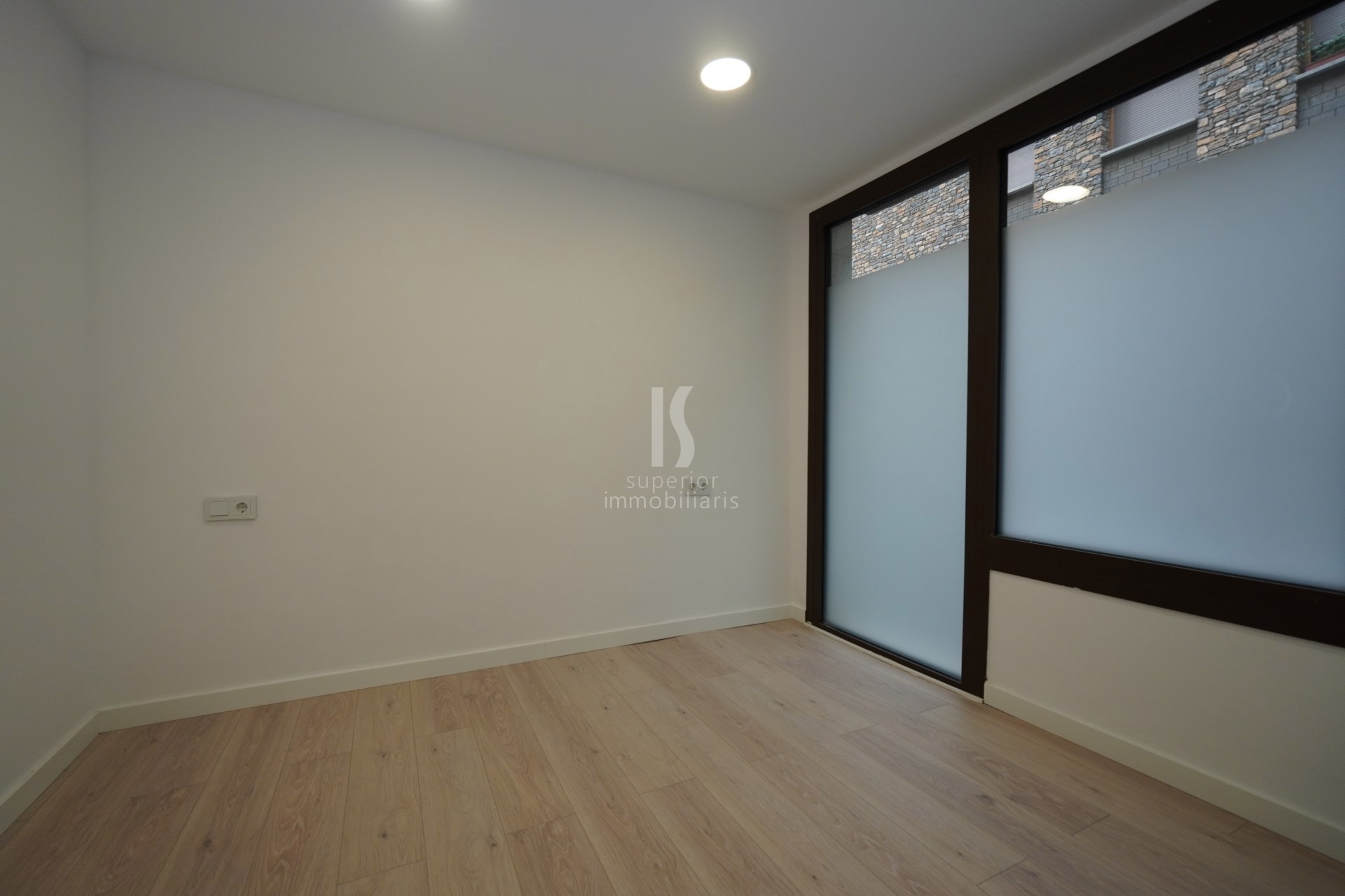 Apartament en venda de 2 habitacions a Les Bons (Encamp) amb parking