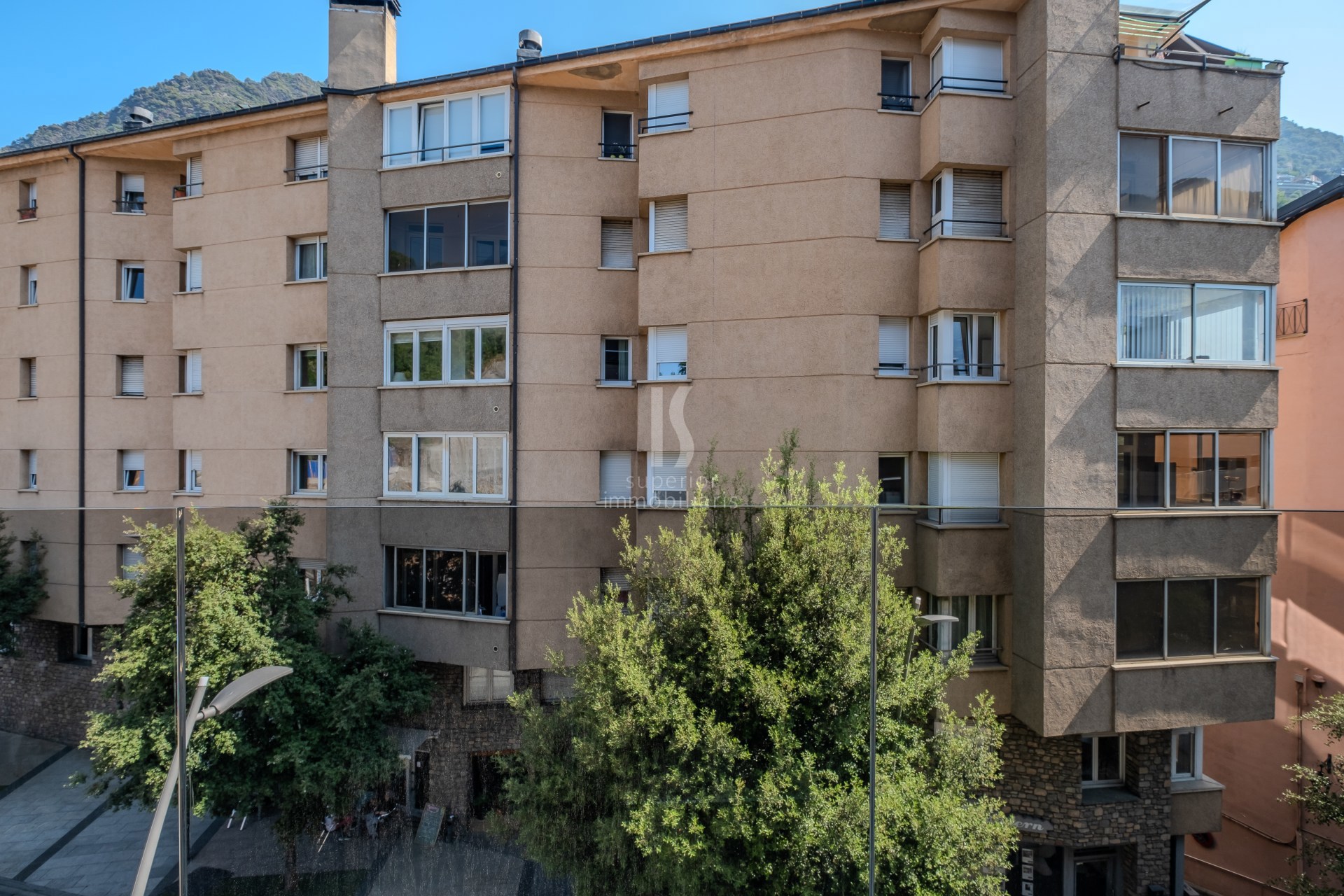 Appartement à location avec 2 chambres en Escaldes-Engordany avec terrasse et parking