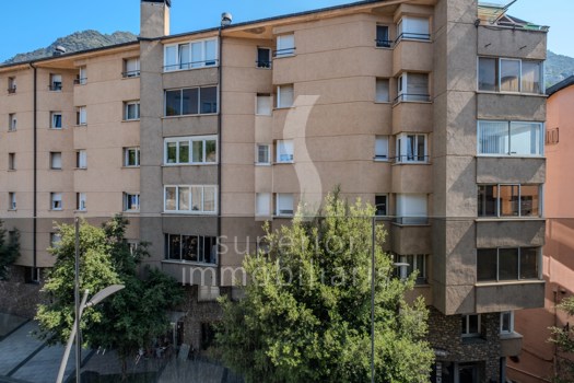 Apartament en lloguer de 2 habitacions a Escaldes-Engordany amb terrassa i parking