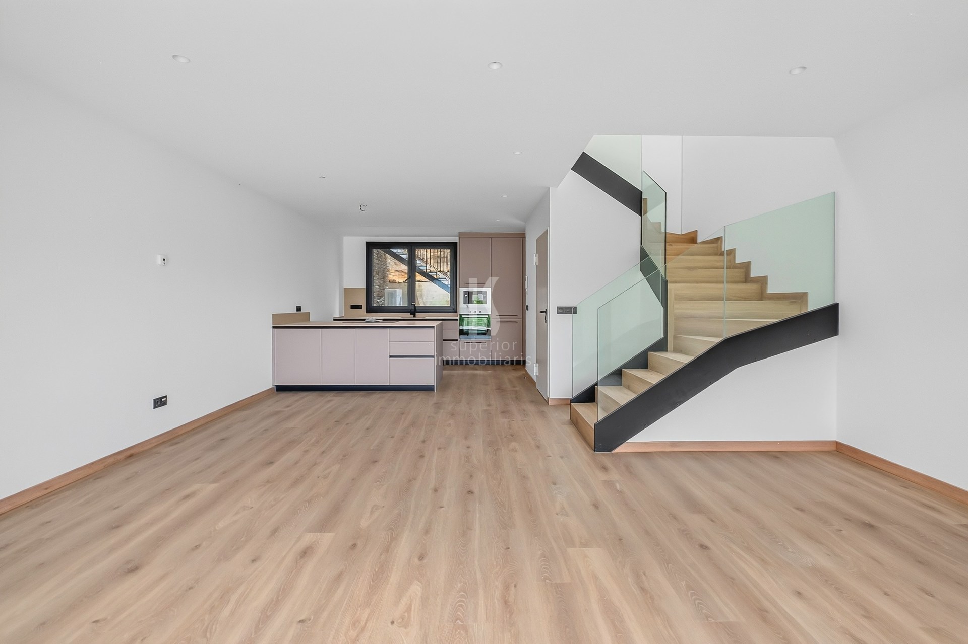 Xalet de lloguer a Andorra la Vella, 2 habitacions, 190 metres