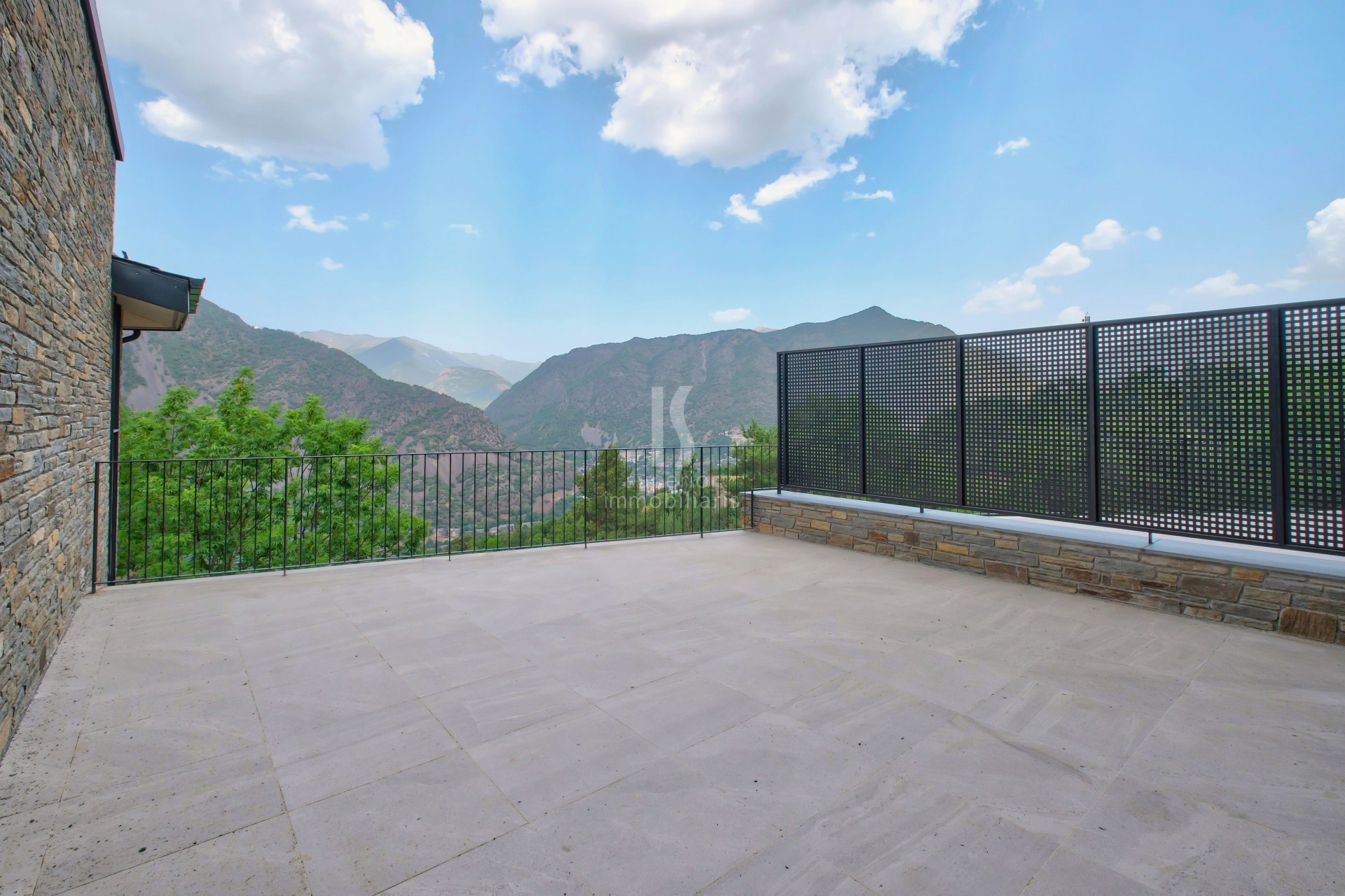 Xalet de lloguer a Andorra la Vella, 2 habitacions, 190 metres