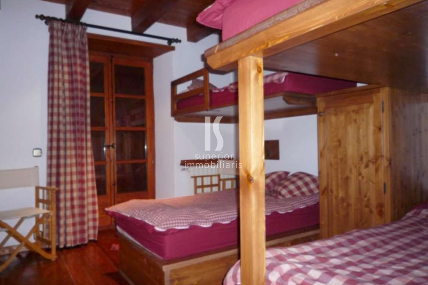 Pis en venda a Arinsal, 3 habitacions, 143 metres