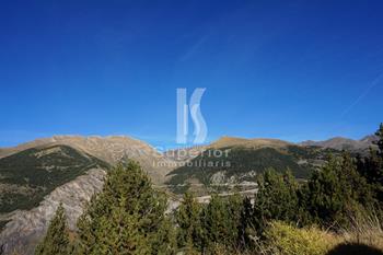 Land Sale/El Forn Canillo