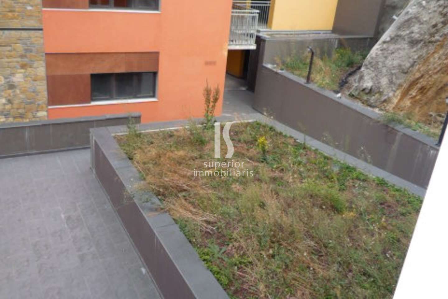 Edificio en venta en Sant Julià de Lòria