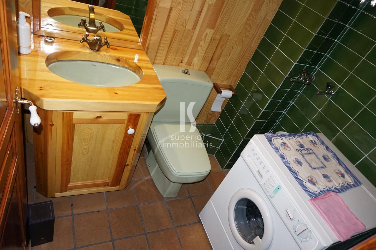 Pis en venda a Arinsal, 4 habitacions, 180 metres