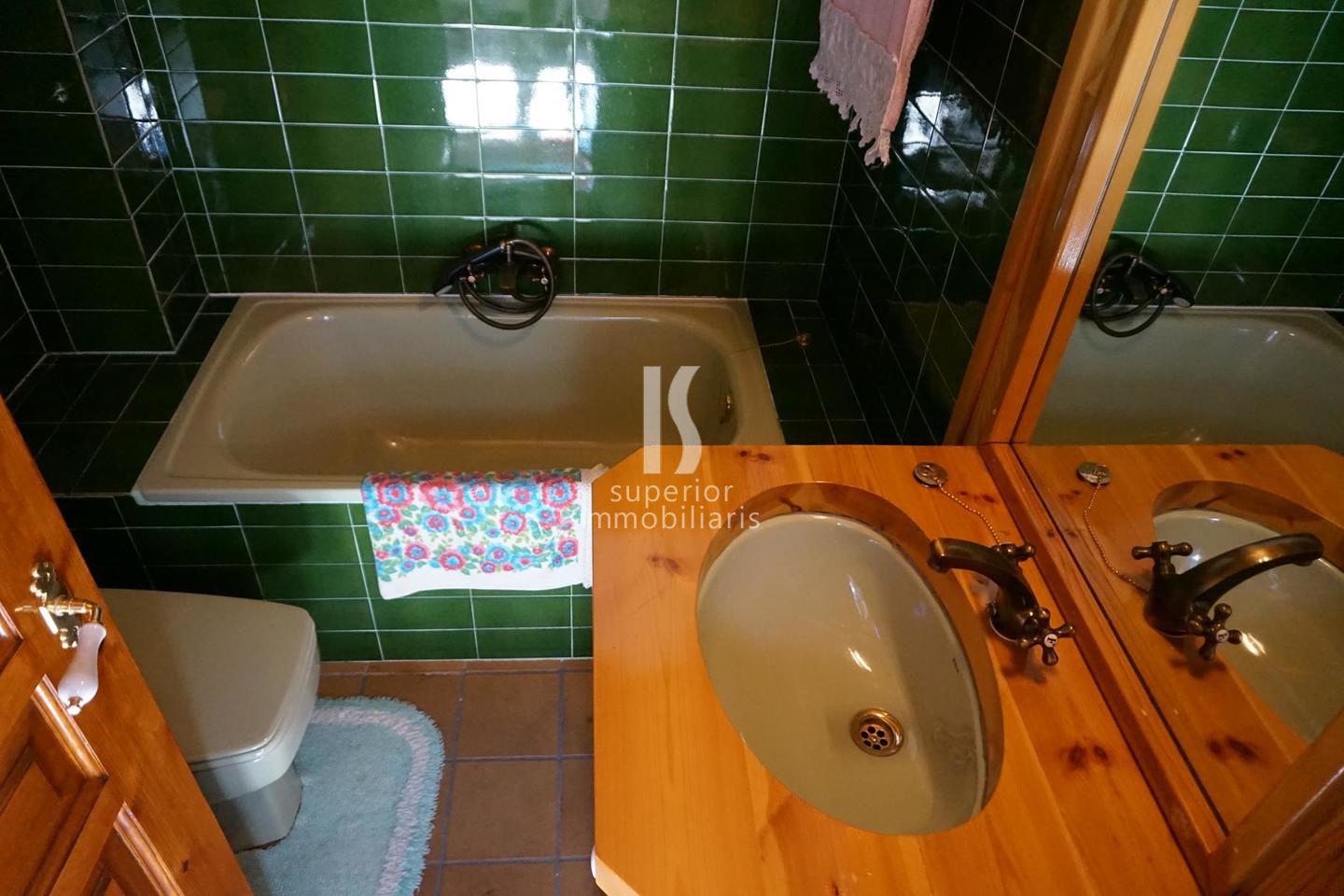 Pis en venda a Arinsal, 4 habitacions, 180 metres