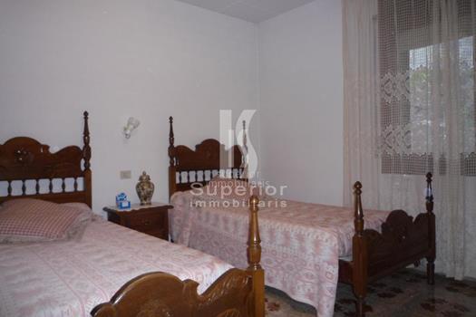 Maison à la vente avec 7 chambres en Juberri (Sant Julià de Lòria) avec terrasse