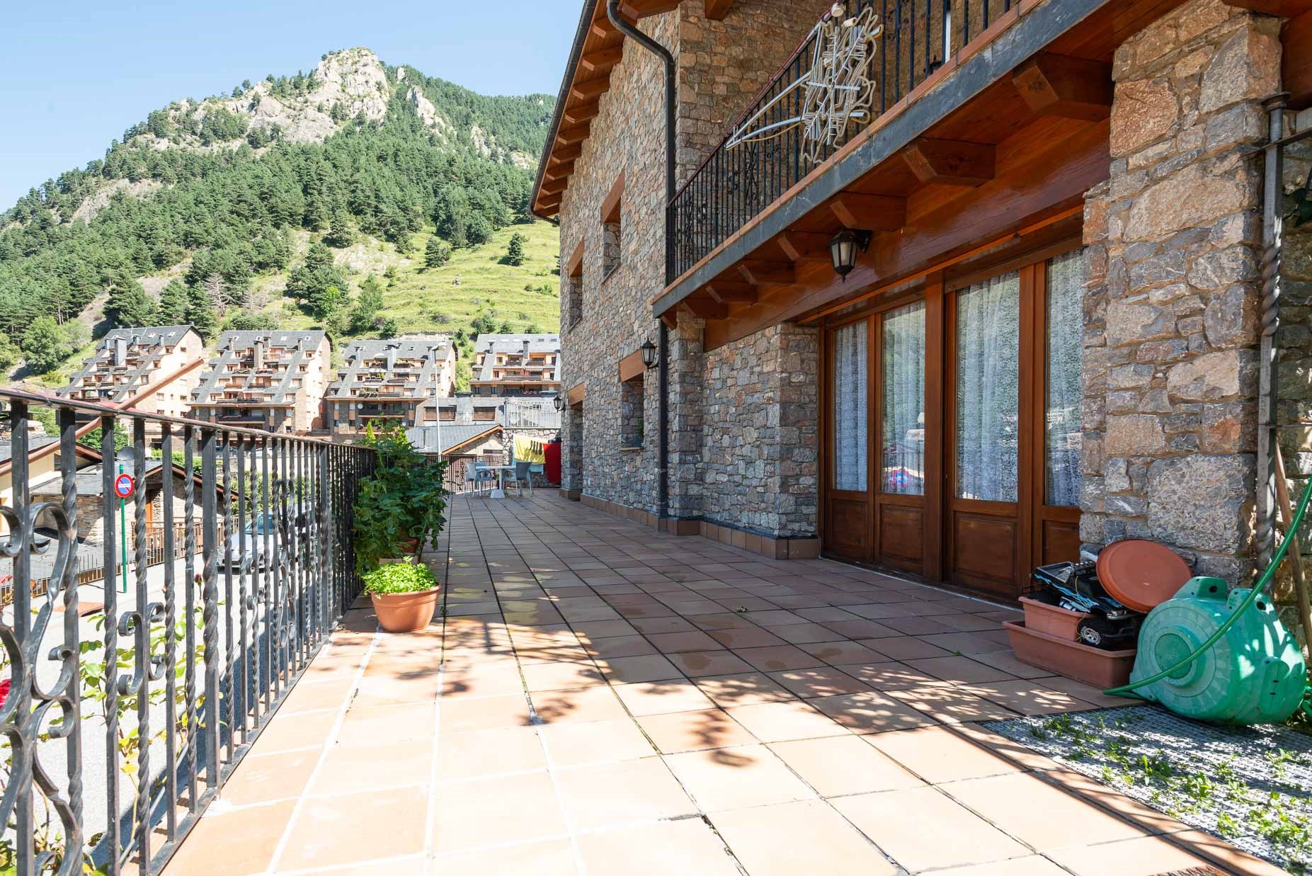 Xalet en venda de 7 habitacions a Arinsal (La Massana) amb terrassa i parking