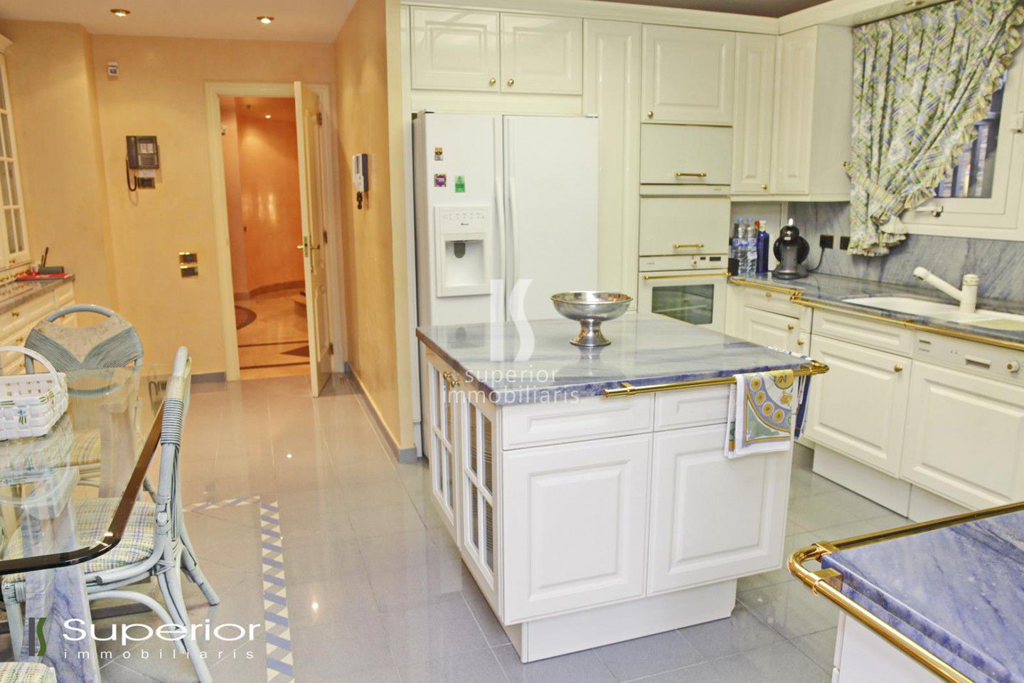 Chalet en venta en Andorra la Vella, 6 habitaciones, 907 metros
