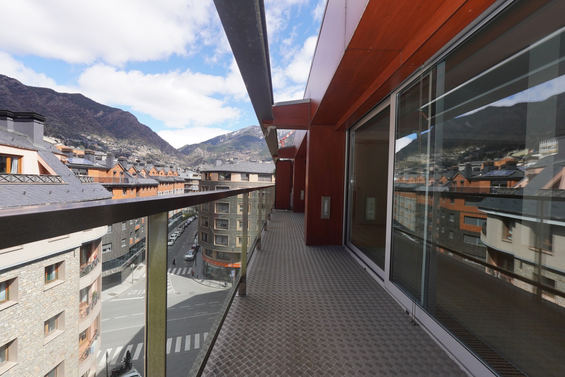 Ático de alquiler en Andorra la Vella, 3 habitaciones, 191 metros