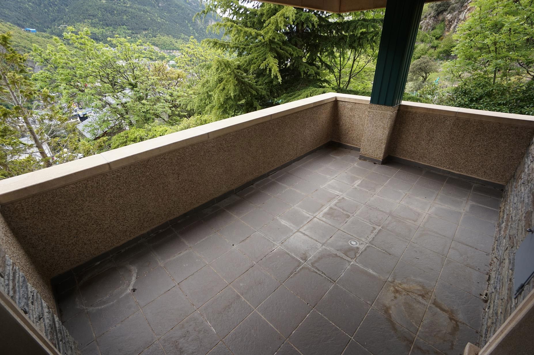 Apartament en lloguer de 4 habitacions a Andorra la Vella amb terrassa